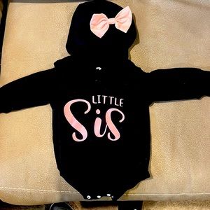 baby lil sis long sleeve onesie with hood